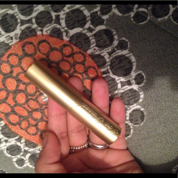 ⚜️FINAL PRICE⚜️ Too Faced La Creme Lip Cream - Picture 3 of 5